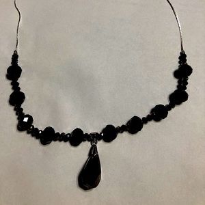 Women’s tear drop necklace